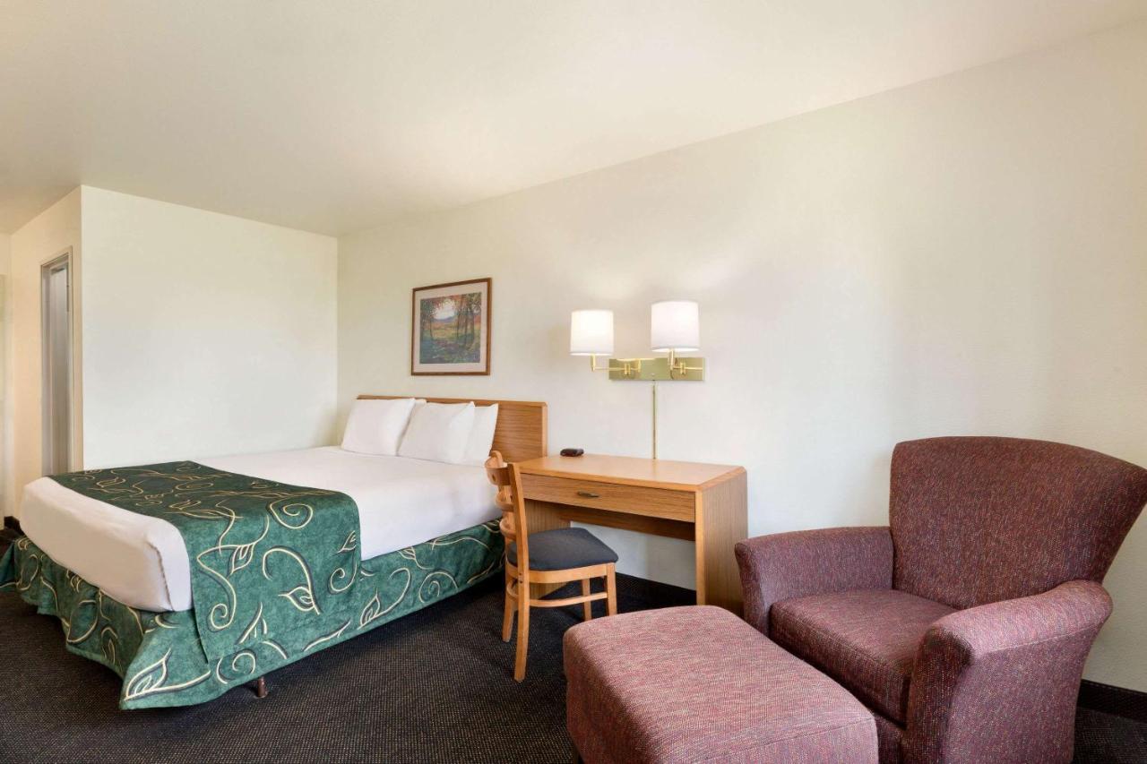 Travelodge By Wyndham Sharon Springs المظهر الخارجي الصورة